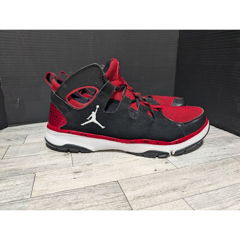 Nike Jordan Legend TR Air Basketball Shoes Mens 12 Red/Blk 487435-010 Training